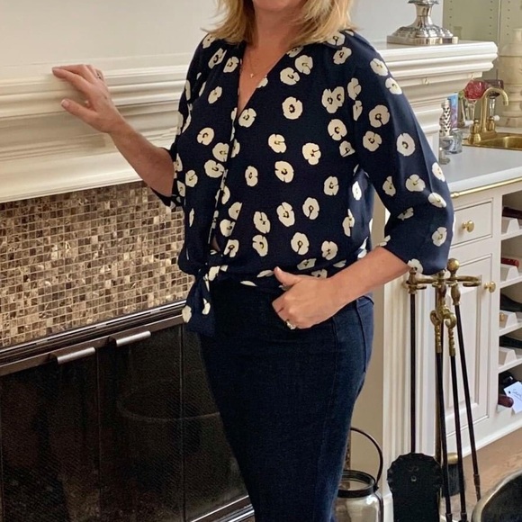 Cabi Last Chance Floral Blouse - Picture 4 of 4